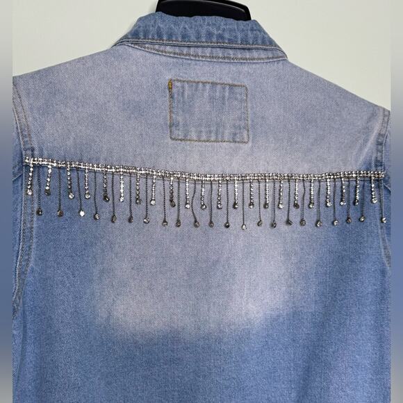 The Style Between Us Denim Fringe Rhinestone Fringe Jean Jacket Size Medium - Picture 7 of 9